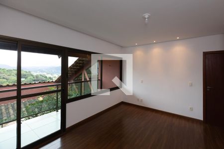 Casa de condomínio à venda com 286m², 4 quartos e 2 vagas Casa de condomínio à venda com 286m², 4 quartos e 2 vagasQuarto 2