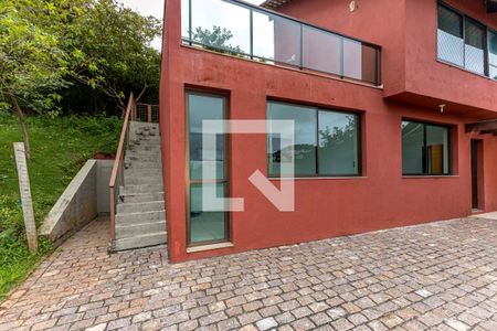 Casa de condomínio à venda com 286m², 4 quartos e 2 vagas Casa de condomínio à venda com 286m², 4 quartos e 2 vagasÁrea comum