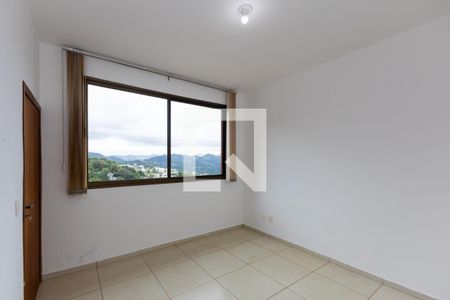 Quarto 1 de casa de condomínio à venda com 4 quartos, 286m² em Jardim Serrano, Nova Lima