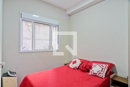 Quarto 1 de apartamento para alugar com 2 quartos, 34m² em Vila Palmeiras, São Paulo