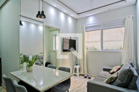 Sala de apartamento para alugar com 2 quartos, 34m² em Vila Palmeiras, São Paulo