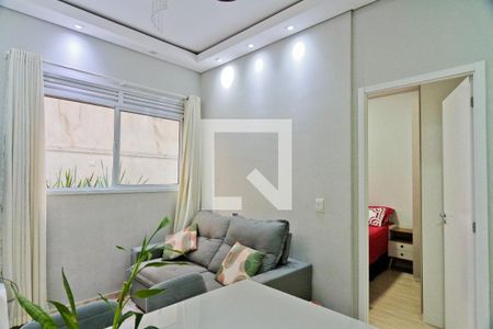 Sala de apartamento para alugar com 2 quartos, 34m² em Vila Palmeiras, São Paulo