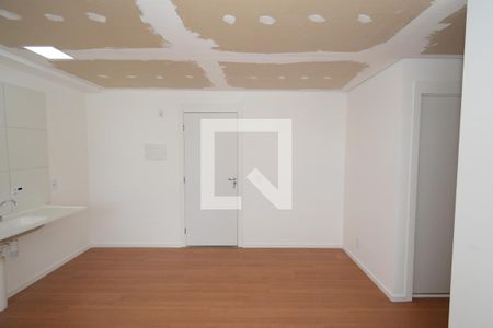 Sala/Cozinha de apartamento à venda com 2 quartos, 35m² em Usina Piratininga, São Paulo