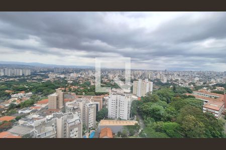 Apartamento à venda com 480m², 4 quartos e 5 vagas Apartamento à venda com 480m², 4 quartos e 5 vagasVista da Suíte 2