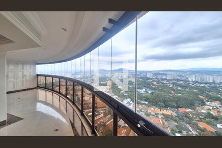 Apartamento à venda com 480m², 4 quartos e 5 vagas Apartamento à venda com 480m², 4 quartos e 5 vagasVaranda