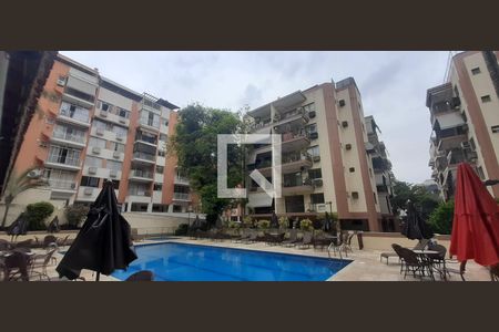 Apartamento à venda com 74m², 3 quartos e 1 vaga Apartamento à venda com 74m², 3 quartos e 1 vagaFachada