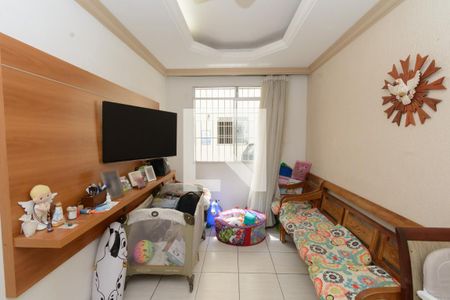 Sala de apartamento à venda com 3 quartos, 68m² em Inconfidentes, Contagem