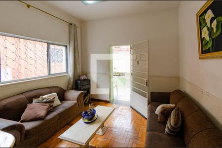 Sala de casa à venda com 3 quartos, 380m² em Coração Eucarístico, Belo Horizonte