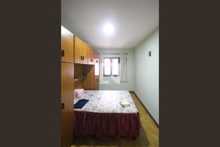 Quarto de casa para alugar com 3 quartos, 180m² em Vila Alpina, São Paulo