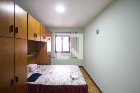 Quarto de casa para alugar com 3 quartos, 180m² em Vila Alpina, São Paulo