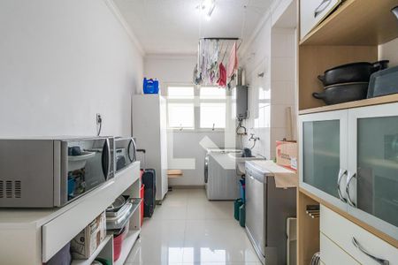 Apartamento à venda com 115m², 3 quartos e 2 vagas Apartamento à venda com 115m², 3 quartos e 2 vagasÁrea de Serviço