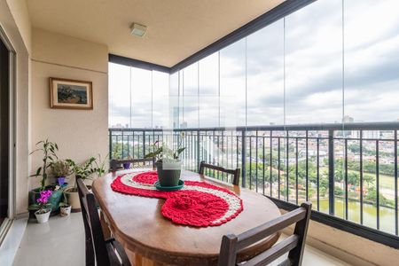 Apartamento à venda com 115m², 3 quartos e 2 vagas Apartamento à venda com 115m², 3 quartos e 2 vagasSala