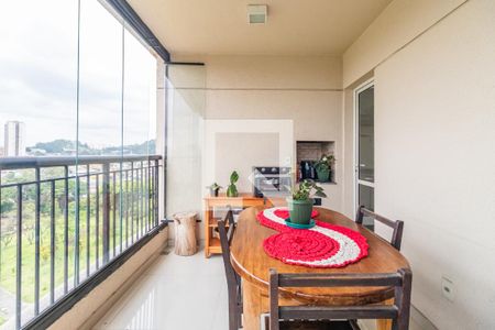 Apartamento à venda com 115m², 3 quartos e 2 vagas Apartamento à venda com 115m², 3 quartos e 2 vagasSala