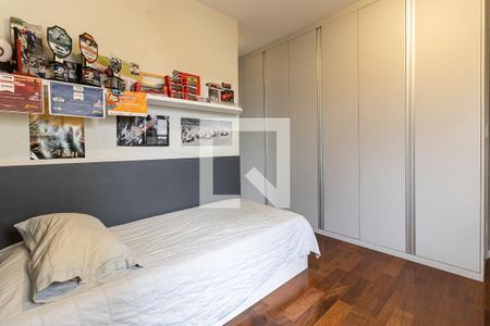 Apartamento à venda com 174m², 3 quartos e 3 vagas Apartamento à venda com 174m², 3 quartos e 3 vagasSuíte 2