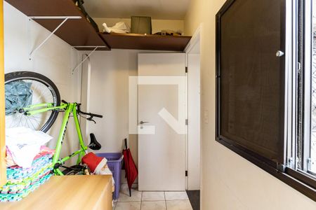 Apartamento à venda com 174m², 3 quartos e 3 vagas Apartamento à venda com 174m², 3 quartos e 3 vagasQuarto de Serviço