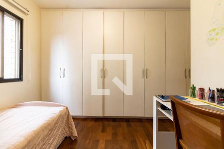 Apartamento à venda com 174m², 3 quartos e 3 vagas Apartamento à venda com 174m², 3 quartos e 3 vagasSuíte 3