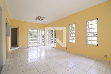 Sala de casa para alugar com 2 quartos, 122m² em Campestre, Santo André