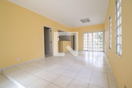 Sala de casa para alugar com 2 quartos, 122m² em Campestre, Santo André