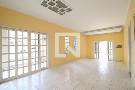 Sala de casa para alugar com 2 quartos, 122m² em Campestre, Santo André