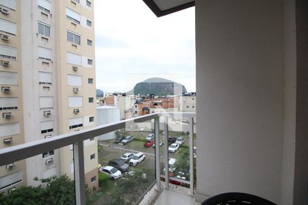 Varanda de apartamento para alugar com 3 quartos, 71m² em Anil, Rio de Janeiro