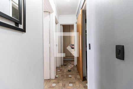 Corredor de apartamento à venda com 3 quartos, 62m² em Vila Moinho Velho, São Paulo