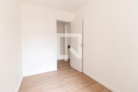 Quarto 1 de apartamento para alugar com 2 quartos, 43m² em Água Verde, Curitiba