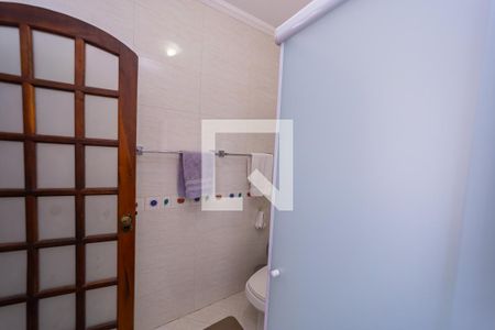 Casa à venda com 250m², 3 quartos e 8 vagas Casa à venda com 250m², 3 quartos e 8 vagasBanheiro do Quarto 1