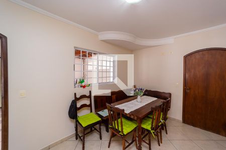 Casa à venda com 250m², 3 quartos e 8 vagas Casa à venda com 250m², 3 quartos e 8 vagasCozinha