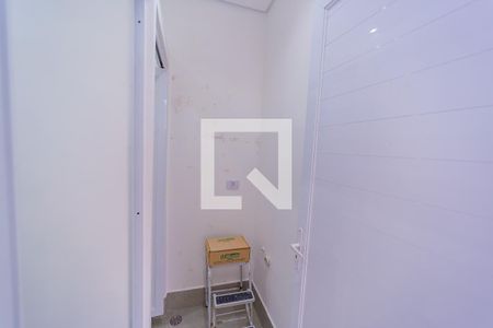 Casa à venda com 250m², 3 quartos e 8 vagas Casa à venda com 250m², 3 quartos e 8 vagasAnexo / Edícula - Banheiro