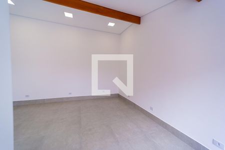 Casa à venda com 250m², 3 quartos e 8 vagas Casa à venda com 250m², 3 quartos e 8 vagasAnexo / Edícula