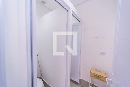 Casa à venda com 250m², 3 quartos e 8 vagas Casa à venda com 250m², 3 quartos e 8 vagasAnexo / Edícula - Banheiro