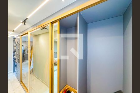 Corredor de apartamento para alugar com 2 quartos, 89m² em Vila Mariana, São Paulo