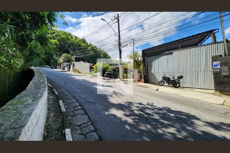 Casa para alugar com 35m², 1 quarto e sem vaga Casa para alugar com 35m², 1 quarto e sem vagaVista da Rua