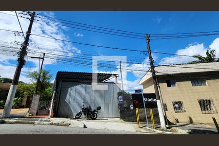 Casa para alugar com 35m², 1 quarto e sem vaga Casa para alugar com 35m², 1 quarto e sem vagaFachada