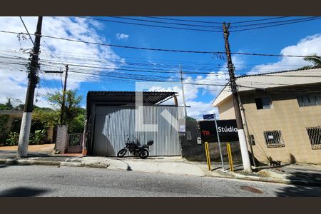 Casa para alugar com 35m², 1 quarto e sem vaga Casa para alugar com 35m², 1 quarto e sem vagaFachada