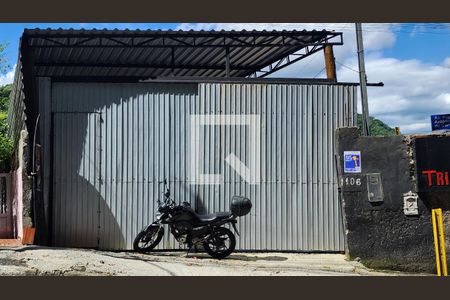 Casa para alugar com 35m², 1 quarto e sem vaga Casa para alugar com 35m², 1 quarto e sem vagaFachada