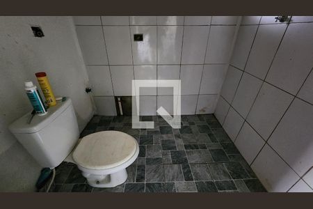 Casa para alugar com 35m², 1 quarto e sem vaga Casa para alugar com 35m², 1 quarto e sem vagaBanheiro