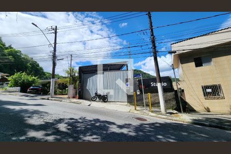 Casa para alugar com 35m², 1 quarto e sem vaga Casa para alugar com 35m², 1 quarto e sem vagaVista da Rua