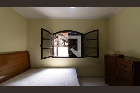 Quarto 1 de casa para alugar com 3 quartos, 275m² em Vila Guilhermina, São Paulo