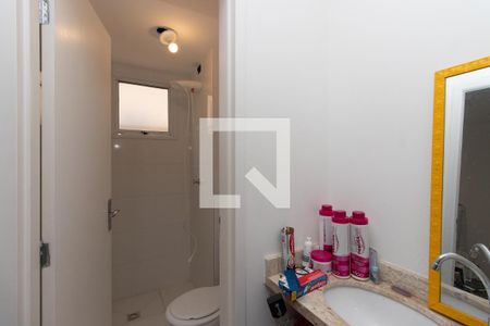 Banheiro de apartamento para alugar com 1 quarto, 35m² em Vila Mazzei, São Paulo