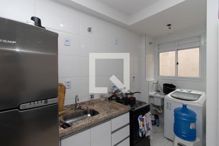 Sala/Cozinha de apartamento para alugar com 1 quarto, 35m² em Vila Mazzei, São Paulo