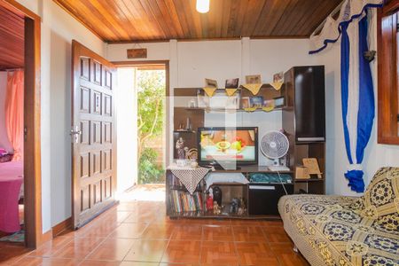 Sala de casa à venda com 3 quartos, 80m² em Medianeira, Porto Alegre