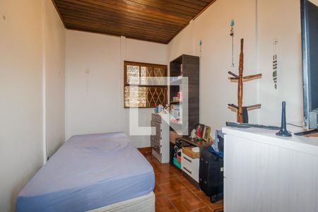 Quarto 2 de casa à venda com 3 quartos, 80m² em Medianeira, Porto Alegre