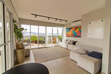 Apartamento à venda com 50m², 2 quartos e sem vaga Apartamento à venda com 50m², 2 quartos e sem vagaÁrea comum