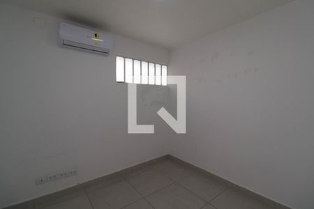 Sala 2 de casa para alugar com 3 quartos, 180m² em Pompeia, São Paulo