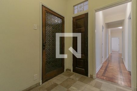 Hall de entrada de apartamento para alugar com 3 quartos, 139m² em Copacabana, Rio de Janeiro