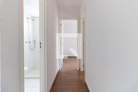 Corredor de apartamento para alugar com 2 quartos, 53m² em Vila Nair, São Paulo