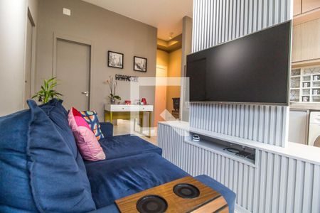 Sala de TV de apartamento para alugar com 2 quartos, 62m² em Alphaville Empresarial, Barueri