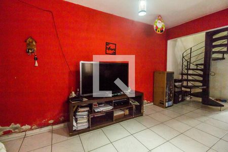 Sala  de apartamento para alugar com 4 quartos, 125m² em Jardim Copiuva, Carapicuíba