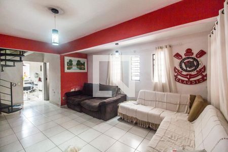 Sala  de apartamento para alugar com 4 quartos, 125m² em Jardim Copiuva, Carapicuíba